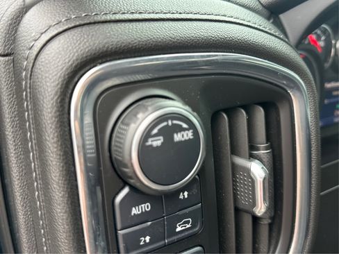 Used 2021 Chevrolet Silverado 1500 LT w/ Bed Protection Package image 38