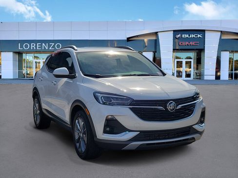 Used 2023 Buick Encore GX Essence w/ Experience Buick Package FWD image 3