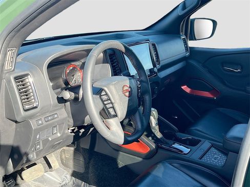 Used 2023 Nissan Frontier PRO-4X w/ Pro-4X Premium Package image 9