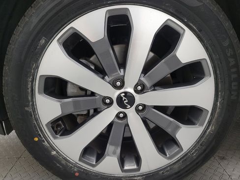 Used 2022 Kia Telluride EX w/ EX Premium Package FWD image 31