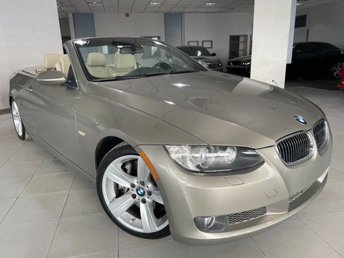 Used 2008 BMW 335i Convertible image 1