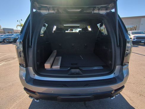 New 2026 Chevrolet Suburban RST image 87