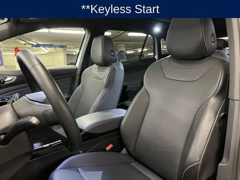 Used 2023 Volkswagen ID.4 Pro S Plus image 19