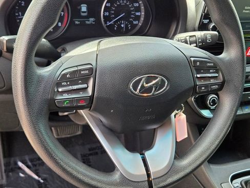 Used 2020 Hyundai Elantra GT FWD image 25