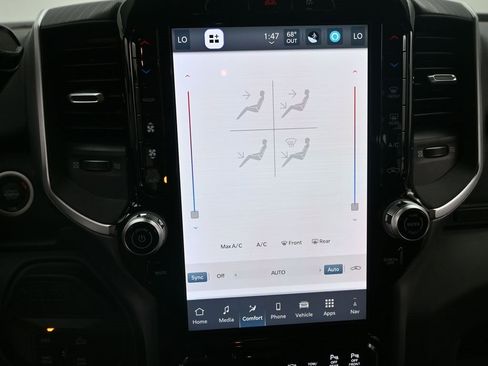 Used 2025 RAM 2500 Big Horn image 26