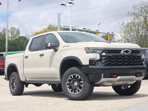 New 2026 Chevrolet Silverado 1500 ZR2 AWD/4WD image 2
