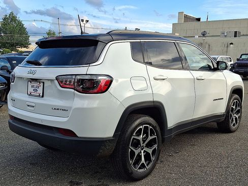 Certified 2025 Jeep Compass Limited AWD/4WD image 31