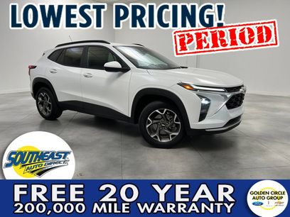 Used 2025 Chevrolet Trax LT