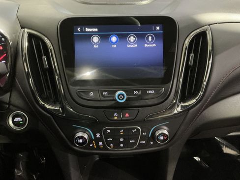 Used 2022 Chevrolet Equinox RS w/ RS Leather Package image 26