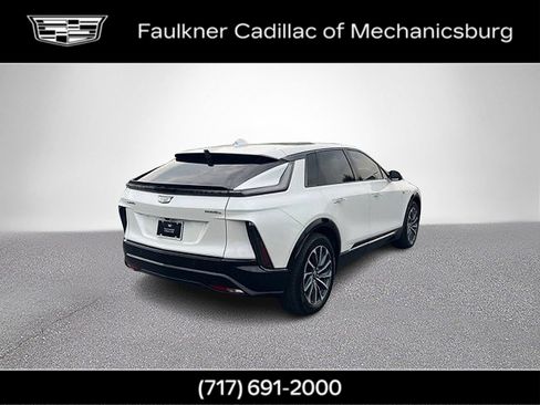 Certified 2024 Cadillac Lyriq Sport w/ LPO, Floor Liner Package AWD/4WD image 5