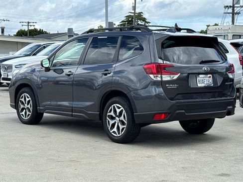 Used 2021 Subaru Forester Premium w/ Popular Package #1 AWD/4WD image 5