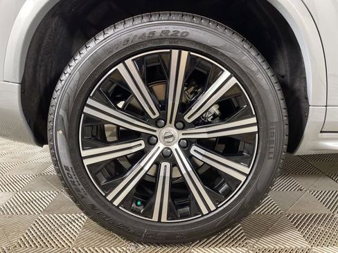 New 2025 Volvo XC90 B6 Core w/ Protection Package Premier AWD/4WD image 15