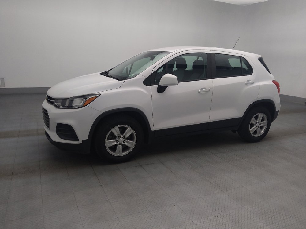 Used 2020 Chevrolet Trax LS FWD image 2