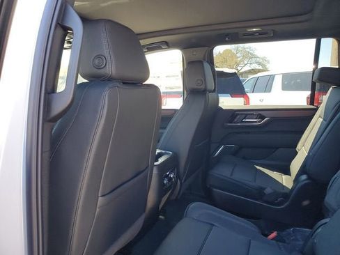 New 2026 GMC Yukon XL Denali w/ Sun & Power Step Package AWD/4WD image 10