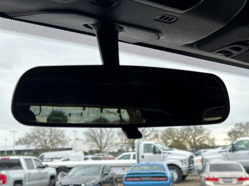 Used 2019 Jeep Wrangler Unlimited Rubicon w/ Steel Bumper Group image 24