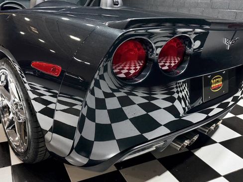 Used 2012 Chevrolet Corvette Convertible w/ 4LT Preferred Equipment Group image 36