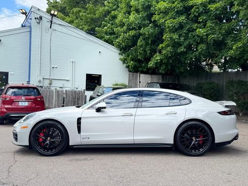 Used 2019 Porsche Panamera GTS AWD/4WD image 4