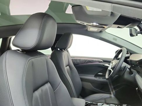 Used 2025 Audi A6 e-tron Premium Plus w/ Premium Plus image 21