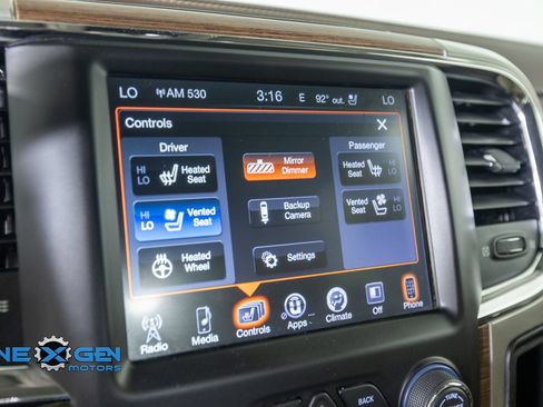 Used 2017 RAM 2500 Laramie w/ Convenience Group AWD/4WD image 23