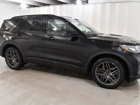 New 2026 Ford Explorer ST w/ Sun And Sound Package AWD/4WD image 5