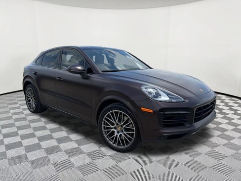 Certified 2023 Porsche Cayenne Platinum Edition AWD/4WD image 7