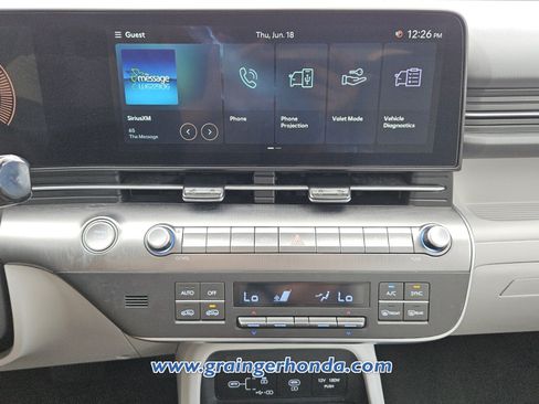 Used 2025 Hyundai Kona SEL AWD/4WD image 15