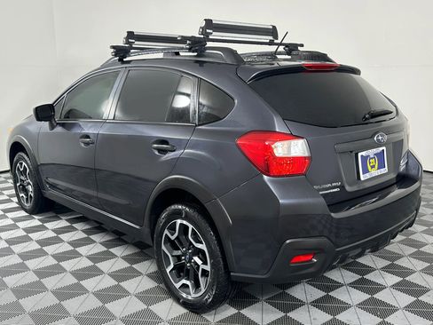 Used 2017 Subaru Crosstrek 2.0i Premium AWD/4WD image 13