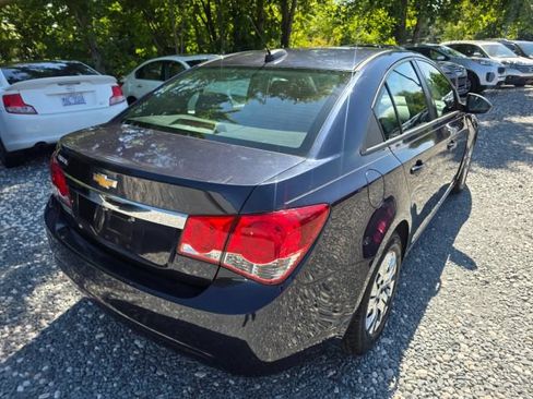 Used 2015 Chevrolet Cruze LS FWD image 5