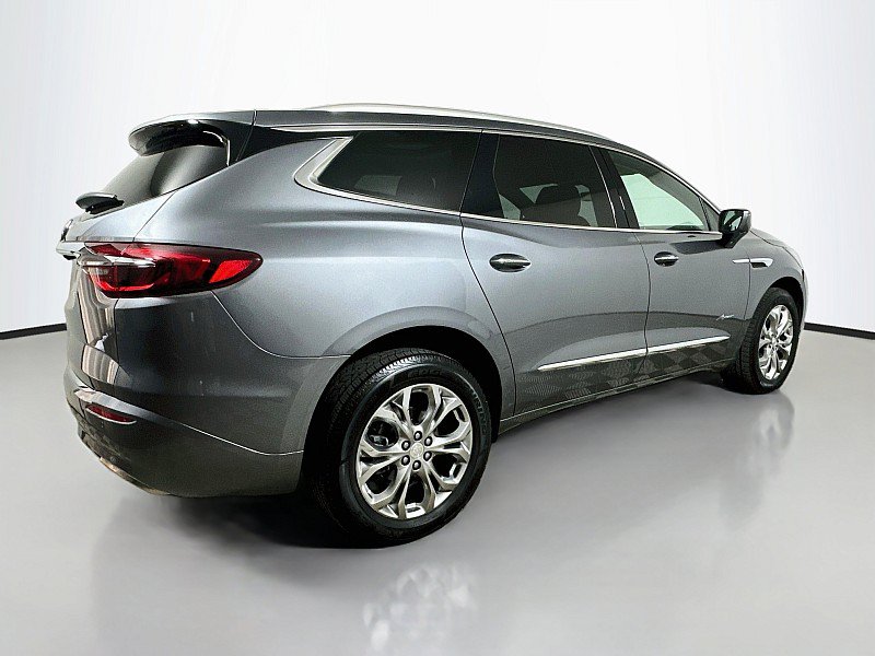 Used 2020 Buick Enclave Avenir w/ Avenir Technology Package AWD/4WD image 7