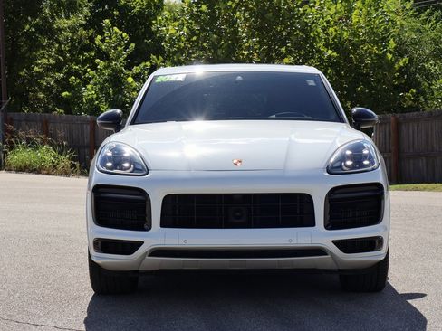 Used 2022 Porsche Cayenne GTS image 13
