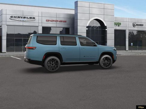 New 2026 Jeep Grand Wagoneer Limited AWD/4WD image 15