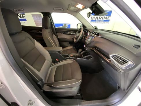 Used 2023 Chevrolet TrailBlazer LT FWD image 32