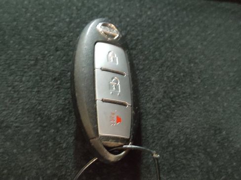 Used 2015 Nissan Murano S FWD image 32