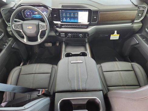 New 2026 Chevrolet Silverado 3500 High Country w/ High Country Premium Package image 19