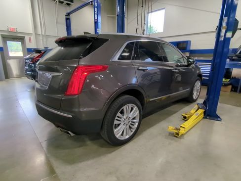 Used 2019 Cadillac XT5 Premium Luxury AWD/4WD image 3