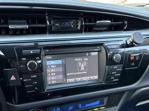 Used 2014 Toyota Corolla L image 20