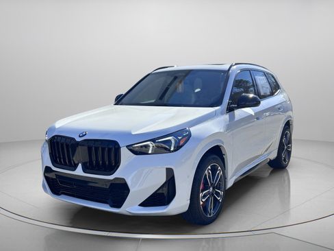 Certified 2026 BMW X1 xDrive28i w/ M Sport Package AWD/4WD image 2