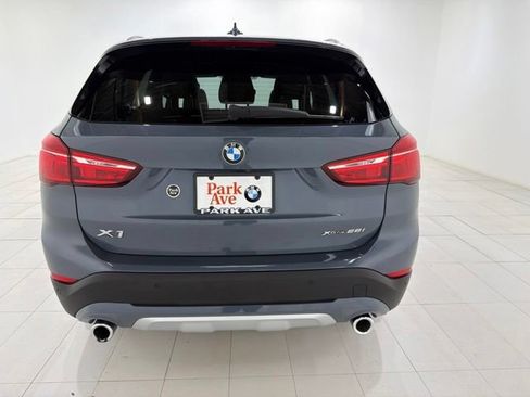 Used 2021 BMW X1 xDrive28i w/ Convenience Package AWD/4WD image 4