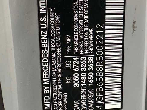 Certified 2024 Mercedes-Benz GLE 53 AMG 4MATIC image 32