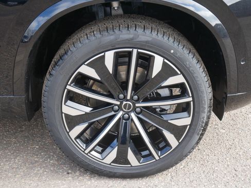 New 2026 Volvo XC90 B5 Plus image 4