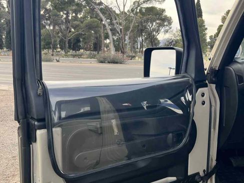 Used 2018 Jeep Wrangler Unlimited Sport w/ Connectivity Group image 20