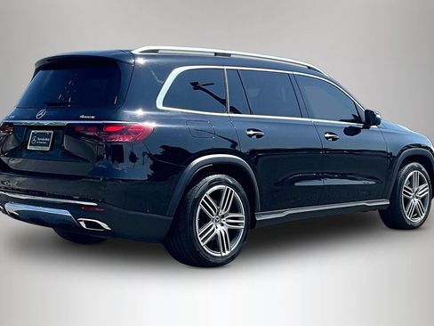 Used 2025 Mercedes-Benz GLS 450 4MATIC image 5