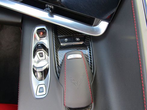Used 2023 Chevrolet Corvette Z06 RWD image 18