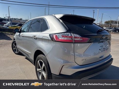 Used 2022 Ford Edge SEL w/ Convenience Package image 5