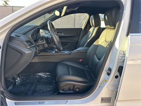 Used 2023 Cadillac CT4 Luxury image 17