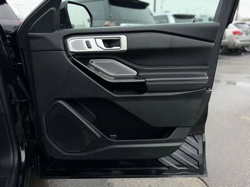 Used 2022 Ford Explorer ST w/ Equipment Group 401A image 17