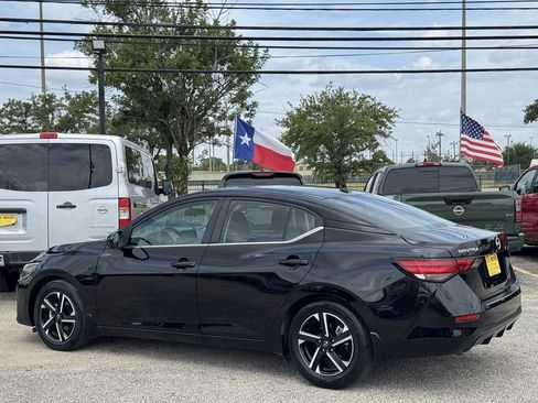 Used 2025 Nissan Sentra SV FWD image 23