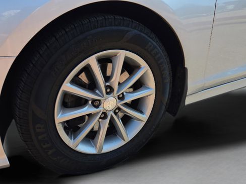 Used 2019 Hyundai Sonata SE FWD image 28