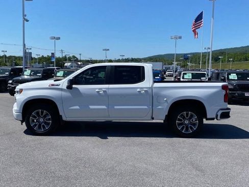 Used 2025 Chevrolet Silverado 1500 RST AWD/4WD image 2