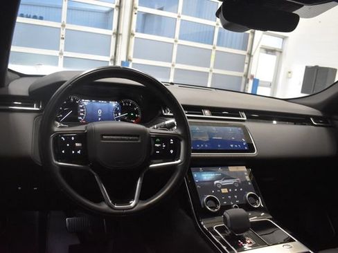 Used 2021 Land Rover Range Rover Velar R-Dynamic S AWD/4WD image 23